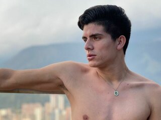 Pics lj nude AdamSelvis